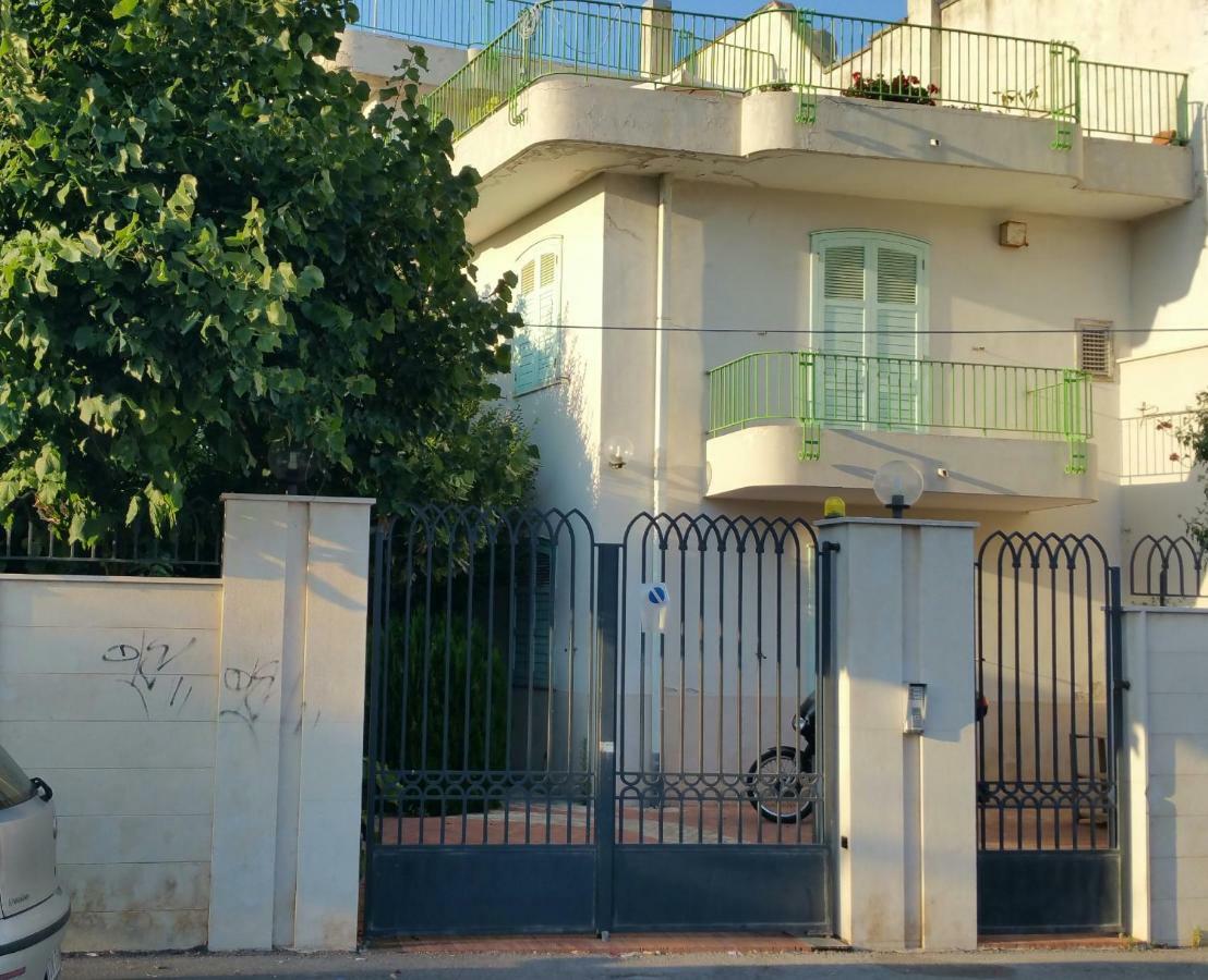Villa Parisi バーリ エクステリア 写真